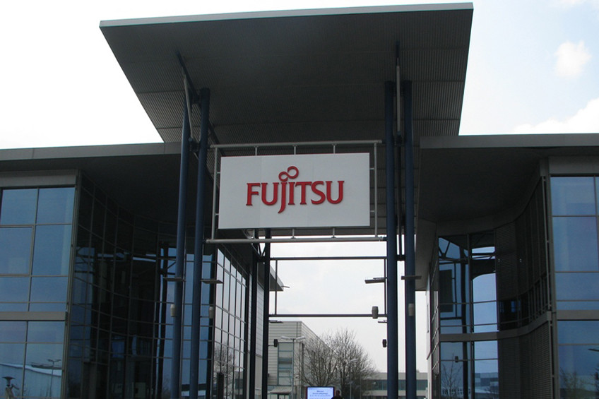 Entrada a oficina de  Fujitsu