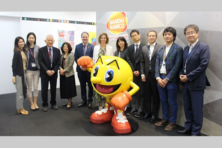 Imagen de delegación de Acció en la sede de Bandai Namco en Japon