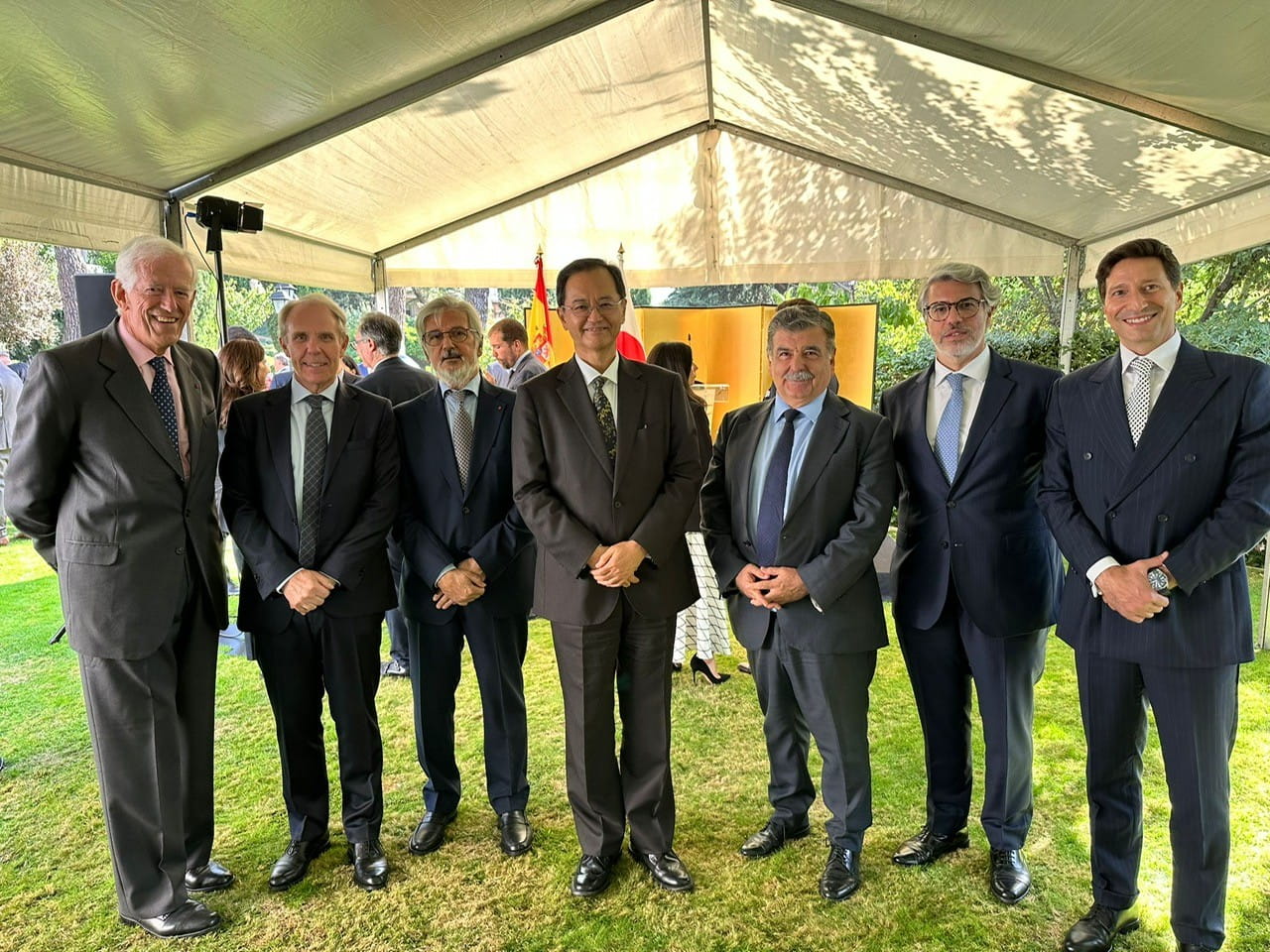 Foto de la despedida del Embajador Sr. Nakamae como embajador de Japón