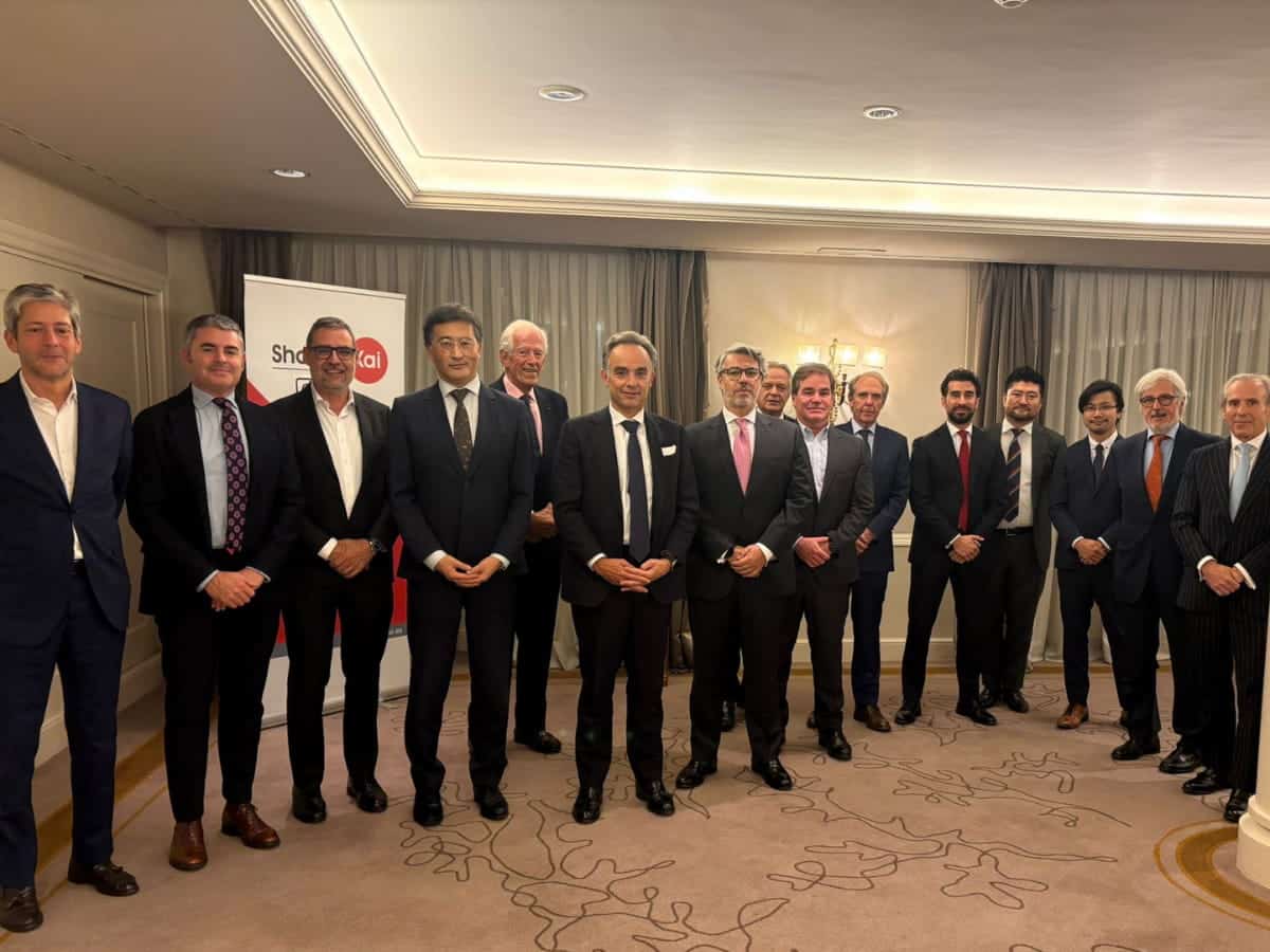 Cena–Coloquio del Club de Directivos Shacho Kai en el Hotel Wellington